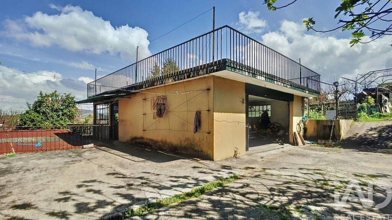 Moradia T6 para Venda em São João da Madeira Foto 4