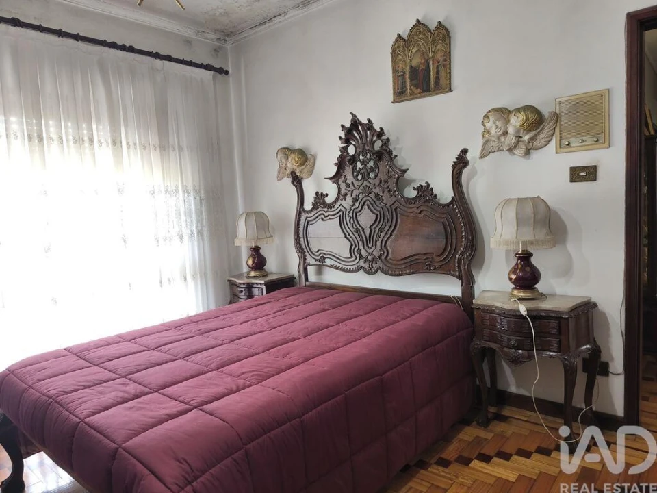 Moradia T6 para Venda em São João da Madeira Foto 18