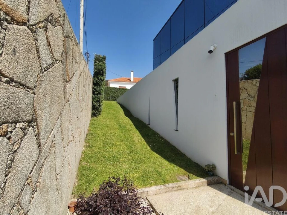 Moradia T3 para Venda em Afife Foto 6
