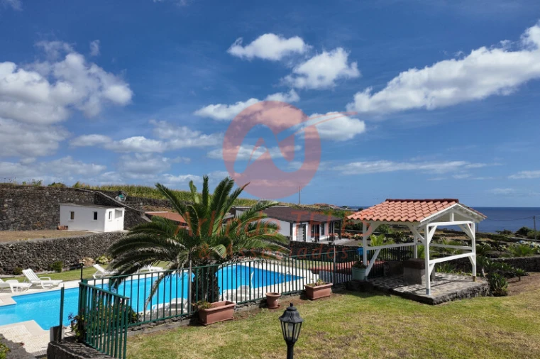 Moradia T4 para Venda em São Bartolomeu de Regatos Foto 59