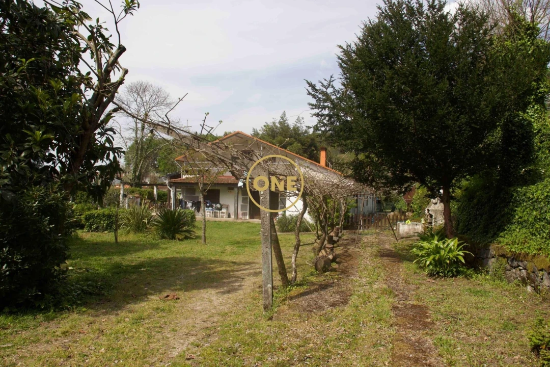 Moradia T4 para Venda em Soalhães Foto 9