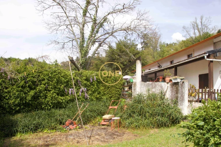 Moradia T4 para Venda em Soalhães Foto 4