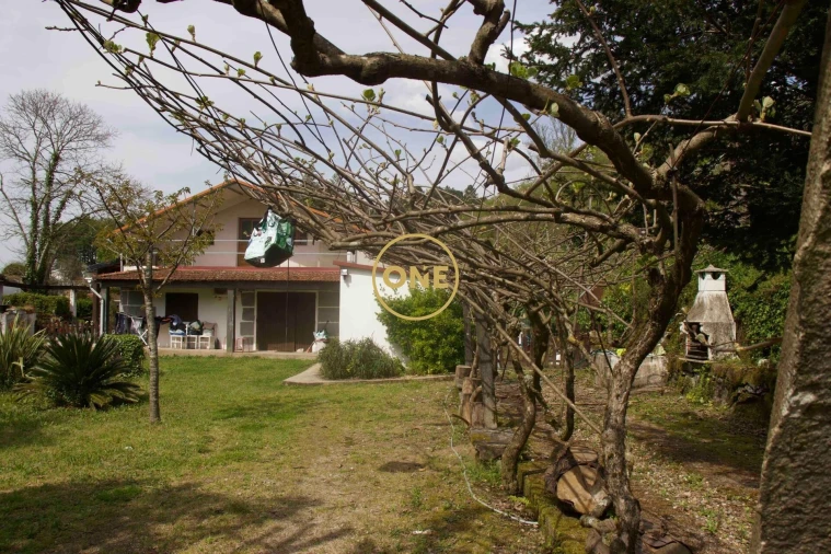 Moradia T4 para Venda em Soalhães Foto 12