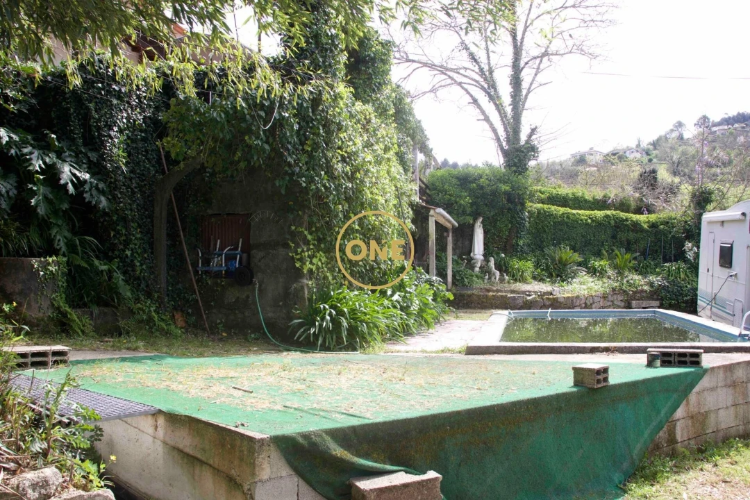 Moradia T4 para Venda em Soalhães Foto 75