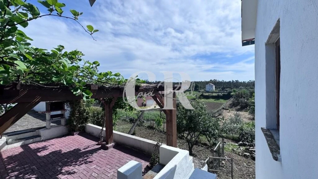 Moradia T2 para Venda em Cernache do Bonjardim, Nesperal e Palhais Foto 11