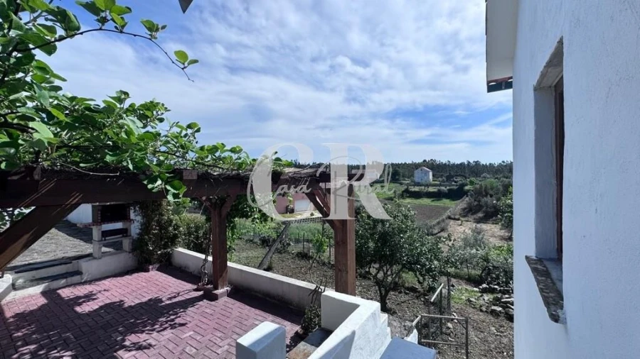 Moradia T2 para Venda em Cernache do Bonjardim, Nesperal e Palhais Foto 11