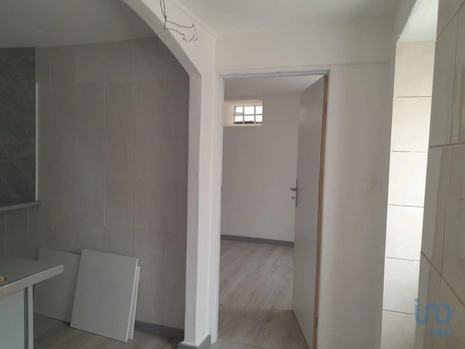 Moradia T3 para Venda em Cantar-Galo e Vila do Carvalho Foto 13