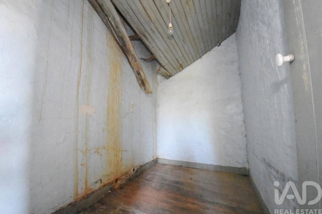 Moradia T3 para Venda em São Miguel, Santa Eufémia e Rabaçal Foto 19