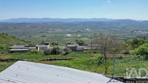 Moradia T3 para Venda em São Miguel, Santa Eufémia e Rabaçal