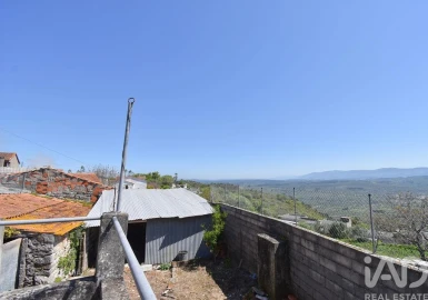 Moradia T3 para Venda em São Miguel, Santa Eufémia e Rabaçal