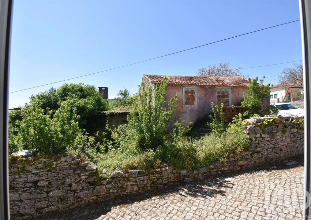 Moradia T3 para Venda em São Miguel, Santa Eufémia e Rabaçal Foto 18