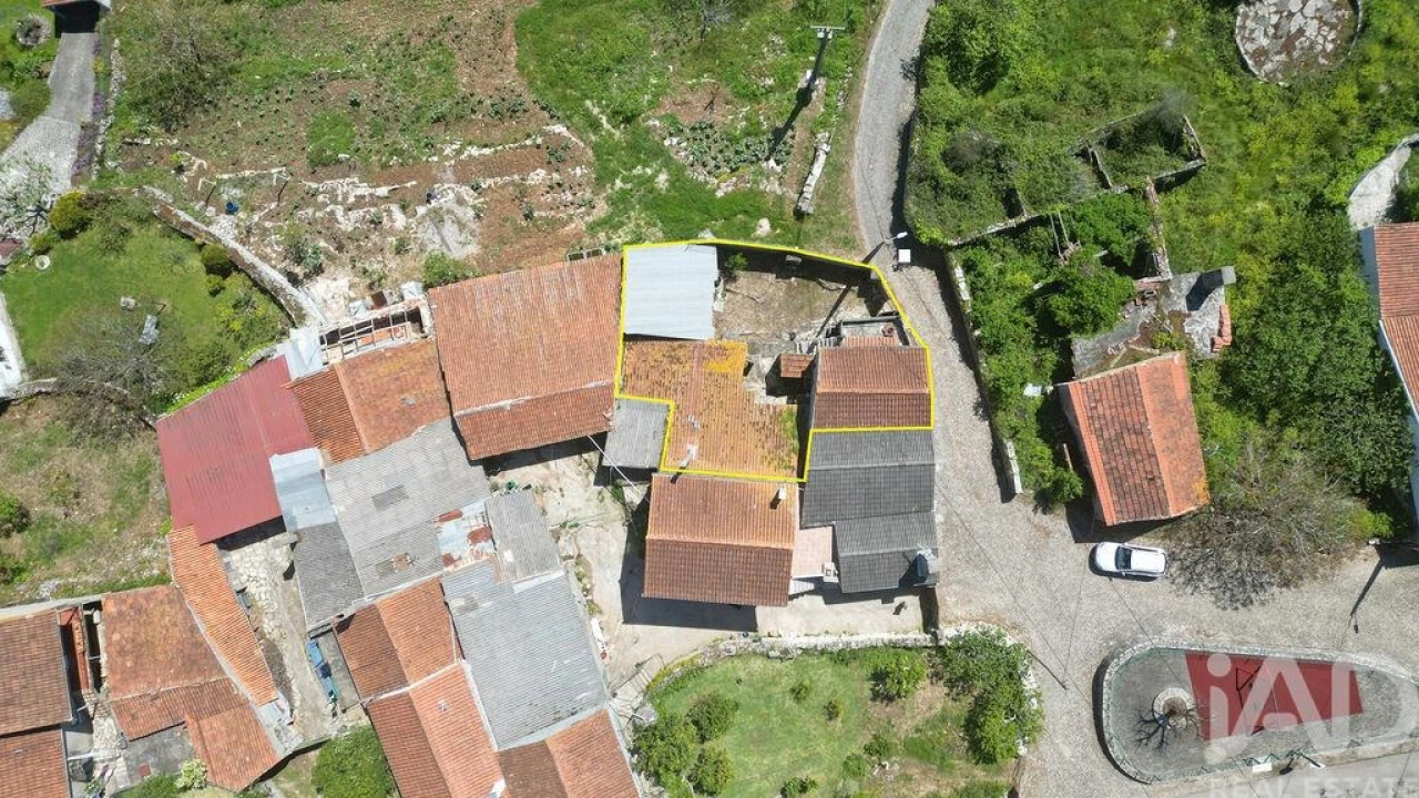 Moradia T3 para Venda em São Miguel, Santa Eufémia e Rabaçal Foto 24