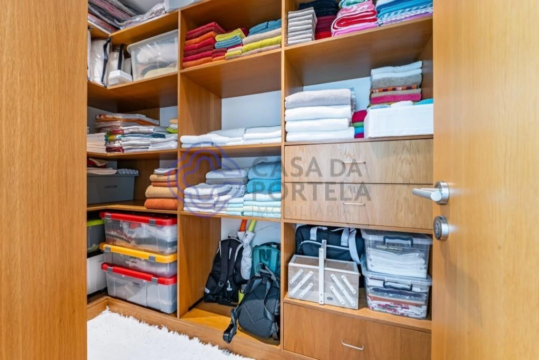 Moradia T4 para Venda em Nogueira e Silva Escura Foto 36