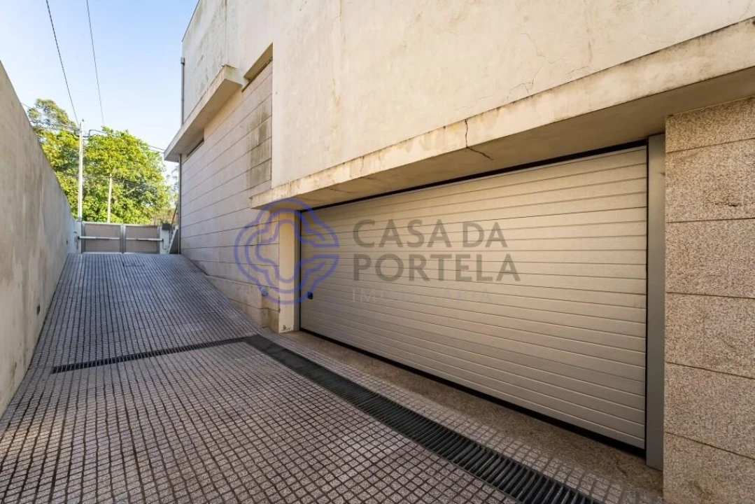 Moradia T4 para Venda em Nogueira e Silva Escura Foto 43