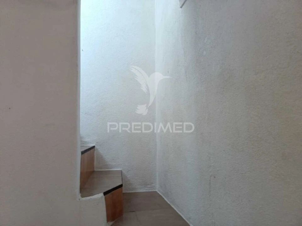 Moradia T3 para Venda em Assunção, Ajuda, Salvador e Santo Ildefonso Foto 13