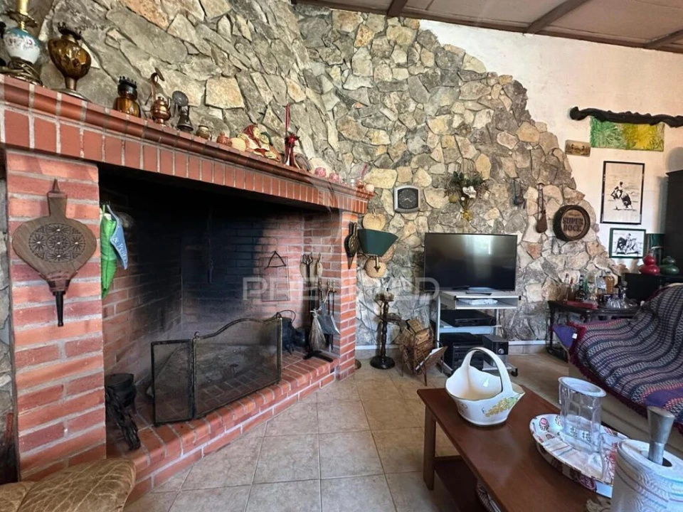 Moradia T3 para Venda em Azoia de Cima e Tremês Foto 14