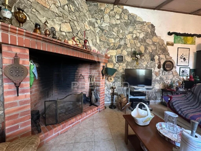 Moradia T3 para Venda em Azoia de Cima e Tremês Foto 14