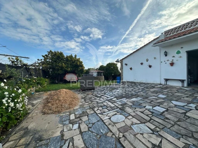 Moradia T3 para Venda em Azoia de Cima e Tremês Foto 7