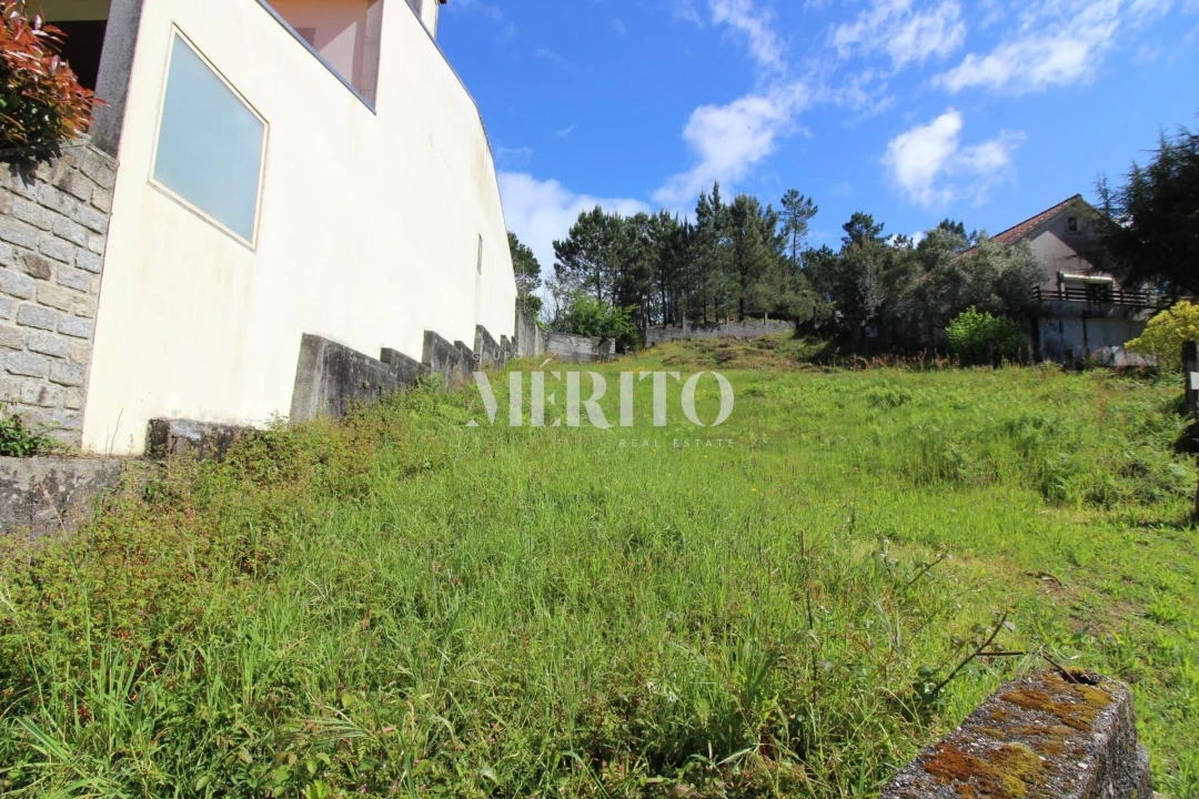 Terreno para Venda em Aldreu Foto 8