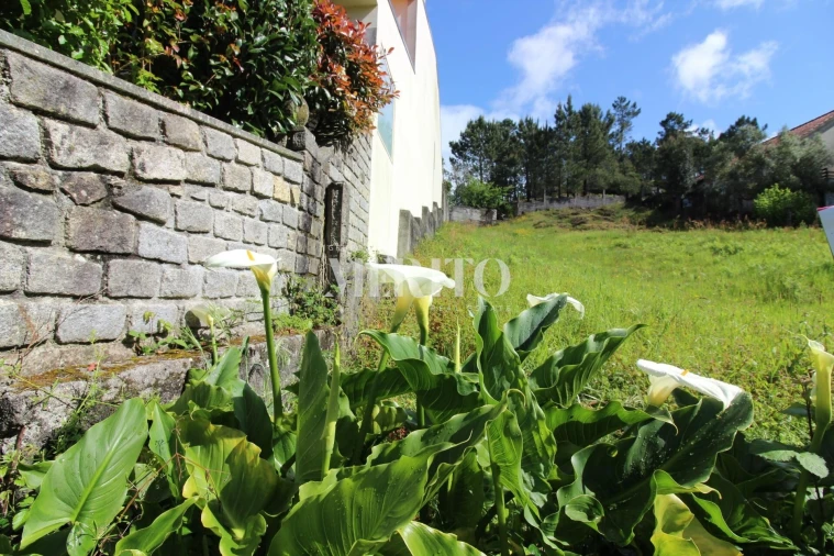 Terreno para Venda em Aldreu Foto 10