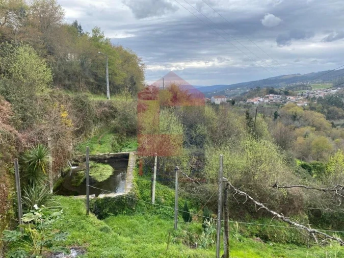 Terreno para Venda em Sande, Vilarinho, Barros e Gomide