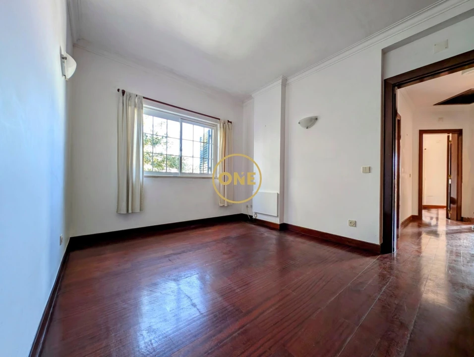 Moradia T3 para Venda em Cascais e Estoril Foto 6