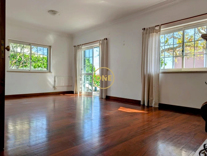 Moradia T3 para Venda em Cascais e Estoril Foto 3