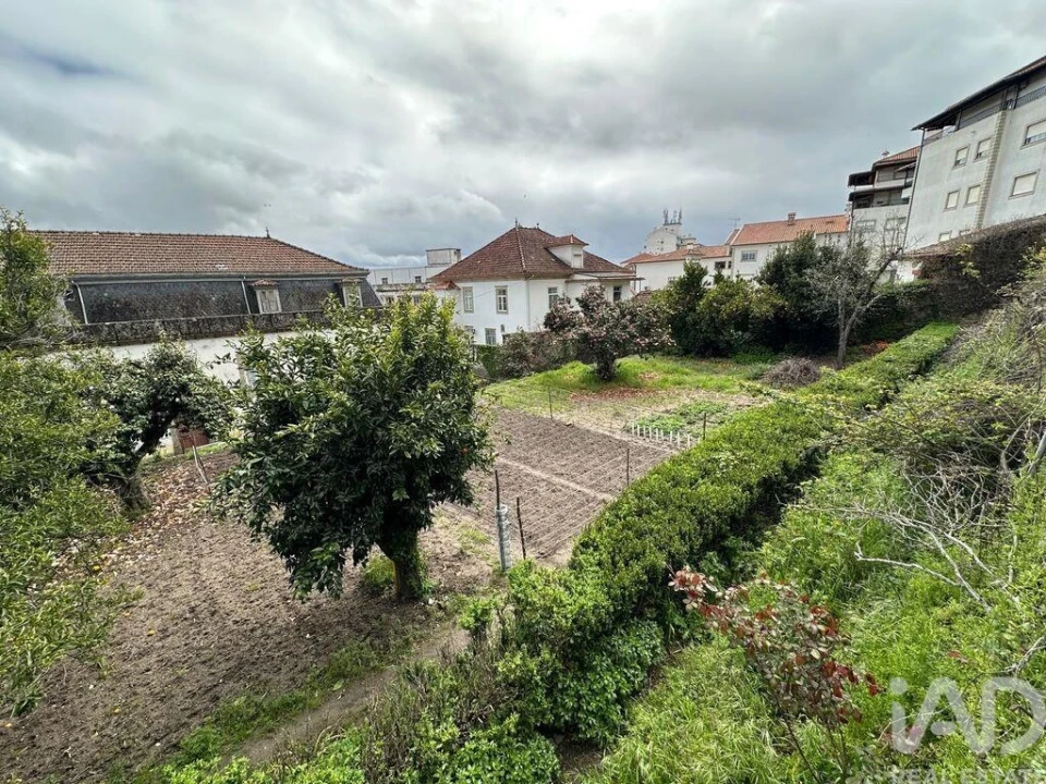 Moradia T19 para Venda em Tortosendo Foto 29