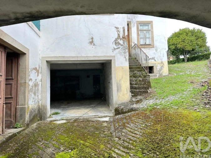 Moradia T19 para Venda em Tortosendo Foto 20