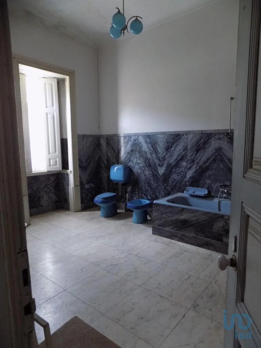 Moradia T19 para Venda em Tortosendo Foto 6