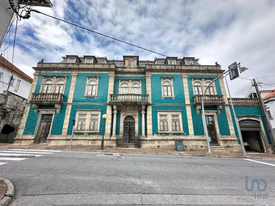 Moradia T19 para Venda em Tortosendo Foto 2