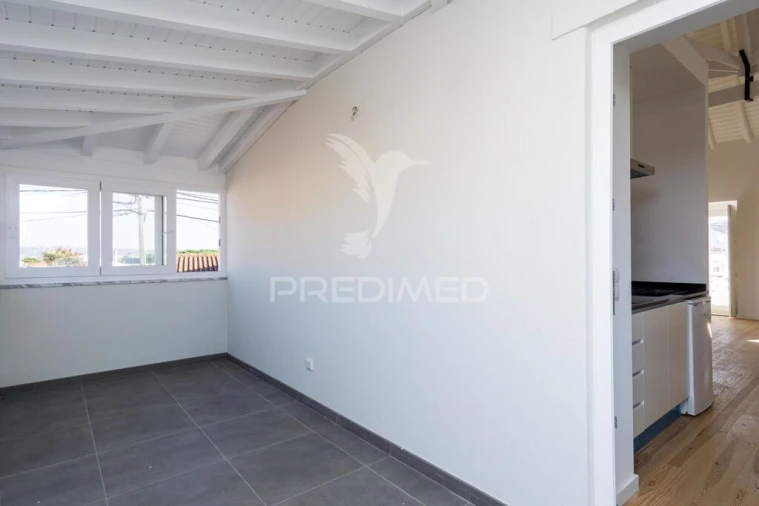 Moradia T2 para Venda em Olho Marinho Foto 18