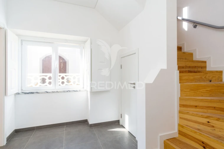 Moradia T2 para Venda em Olho Marinho Foto 10