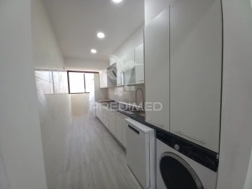 Apartamento T3 para Venda em Costa da Caparica