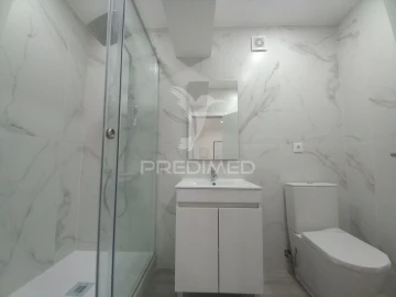 Apartamento T3 para Venda em Costa da Caparica