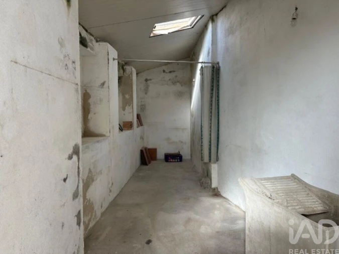 Moradia T3 para Venda em Abiul Foto 22