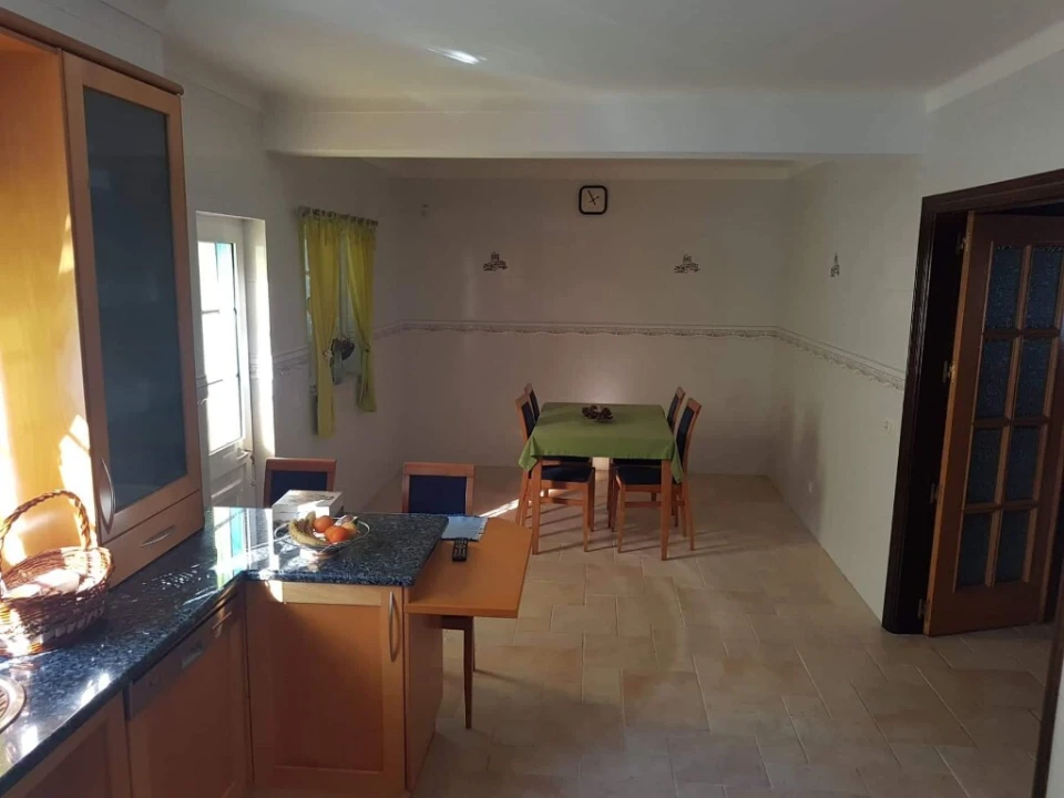 Moradia T4 para Venda em Santo Antonio da Charneca Foto 4