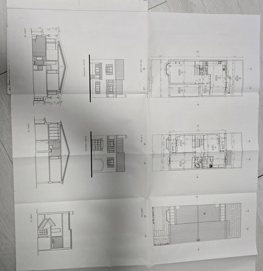 Moradia T4 para Venda em Santo Antonio da Charneca Foto 32