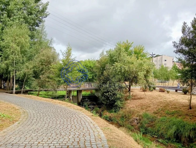 Terreno para Venda em Rio Tinto Foto 13