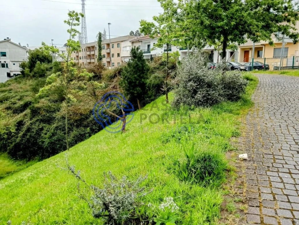 Terreno para Venda em Rio Tinto Foto 14