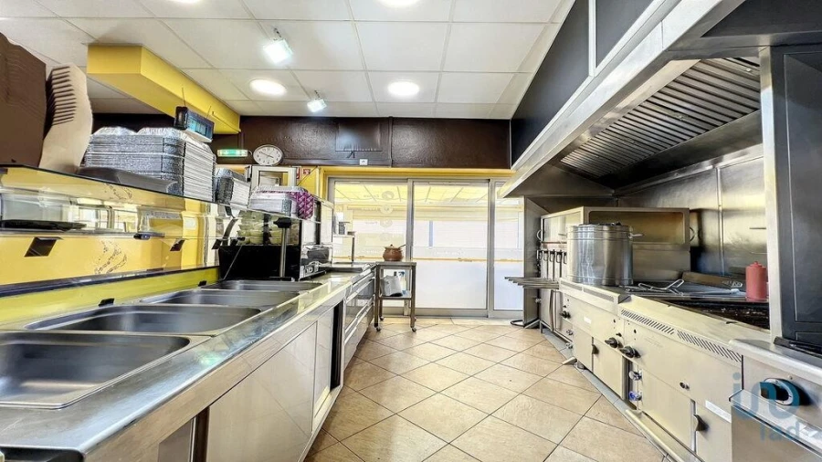 Loja para Venda em Monte Gordo Foto 7