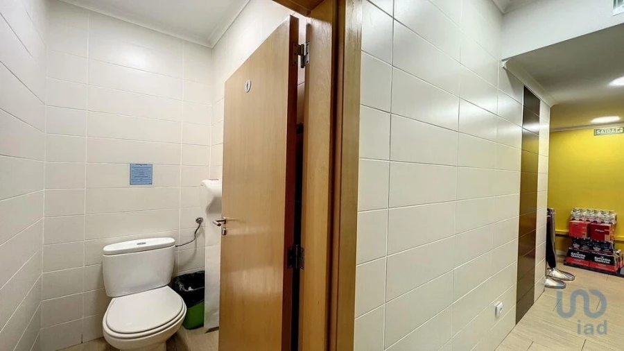 Loja para Venda em Monte Gordo Foto 3