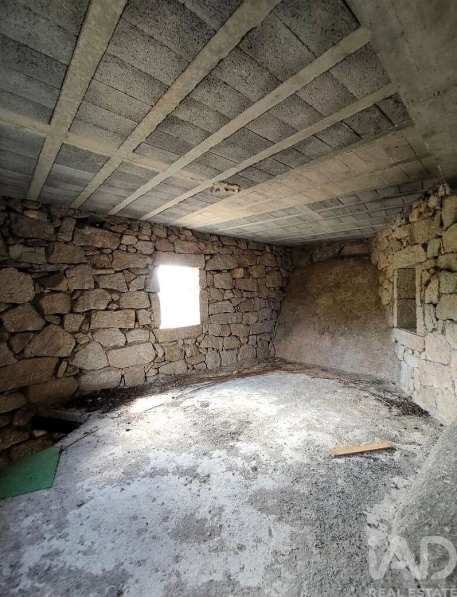 Terreno para Venda em Sortelha Foto 18