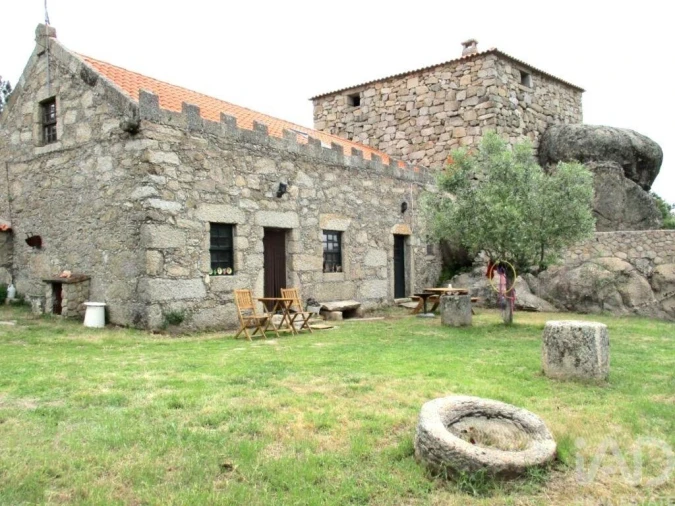 Terreno para Venda em Sortelha Foto 1