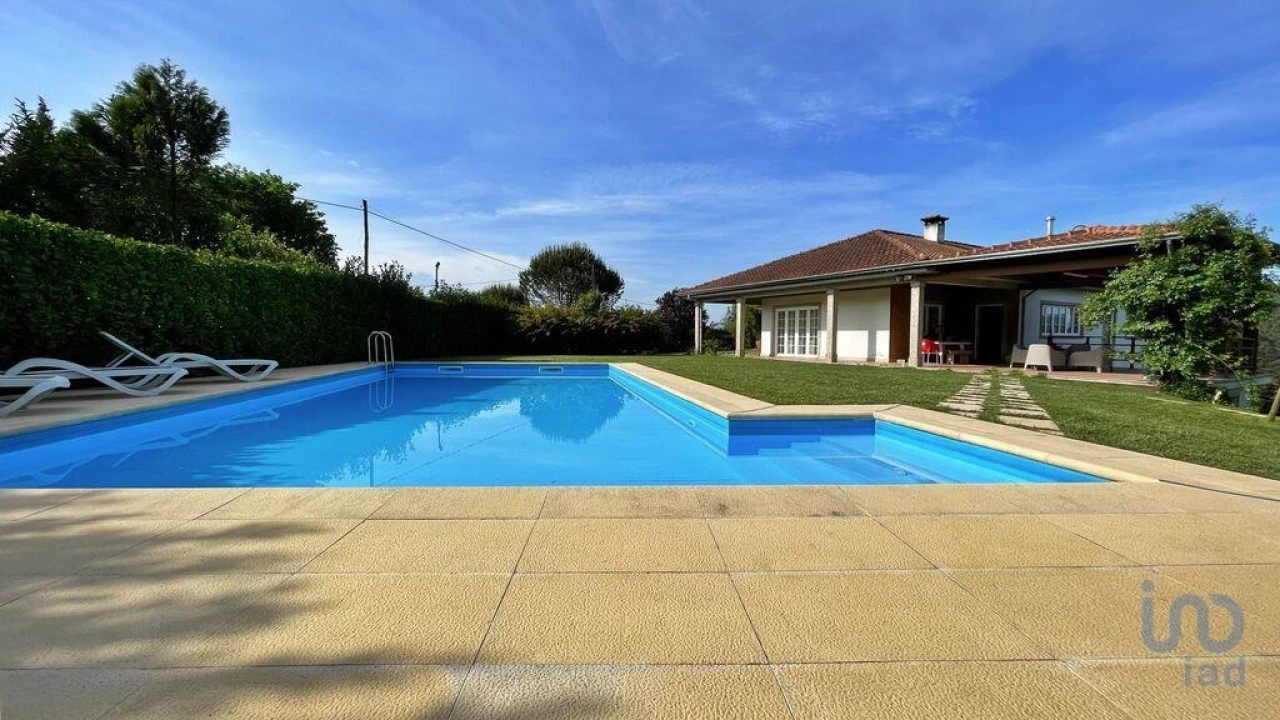 Moradia T6 para Venda em Fonte Arcada e Oliveira Foto 6