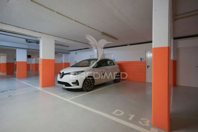 Apartamento T1 para Venda em Carvalhal Foto 14