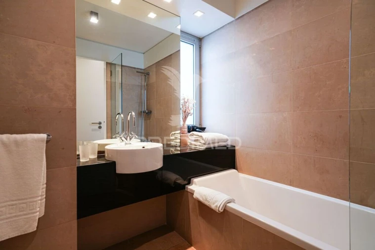 Apartamento T1 para Venda em Carvalhal Foto 10