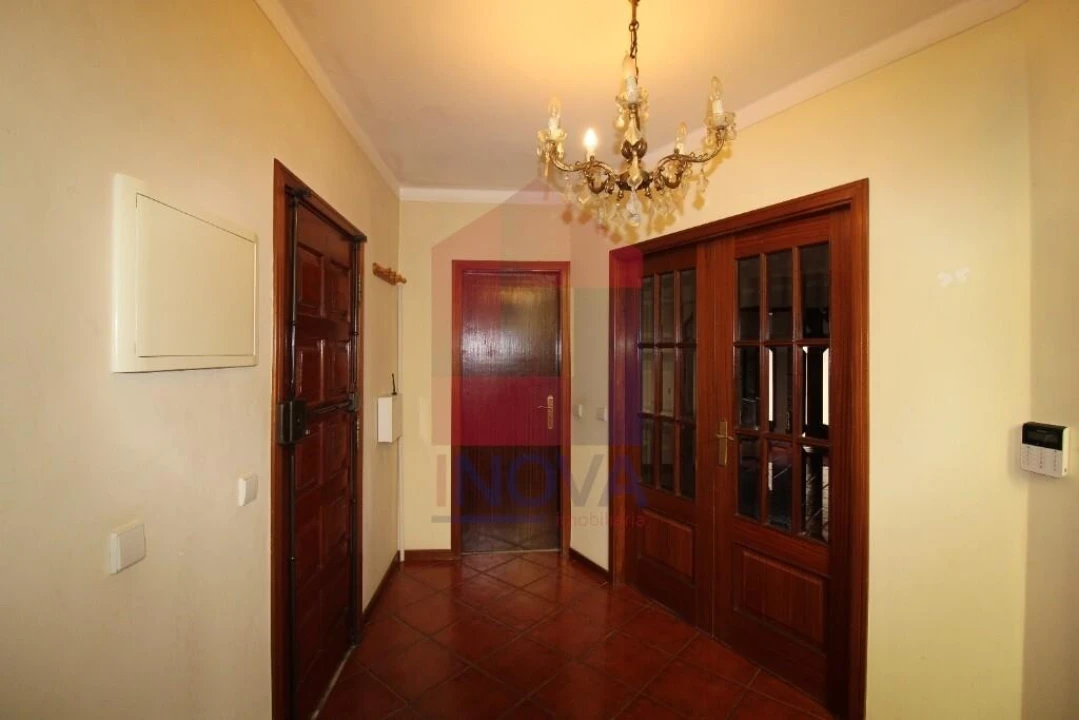 Moradia T4 para Venda em Ribeira do Neiva Foto 8