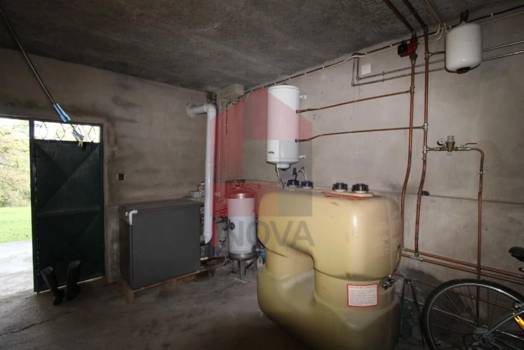 Moradia T4 para Venda em Ribeira do Neiva Foto 37