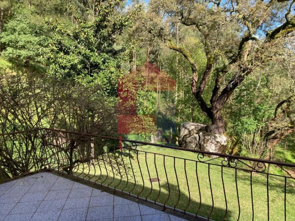 Moradia T4 para Venda em Ribeira do Neiva Foto 18